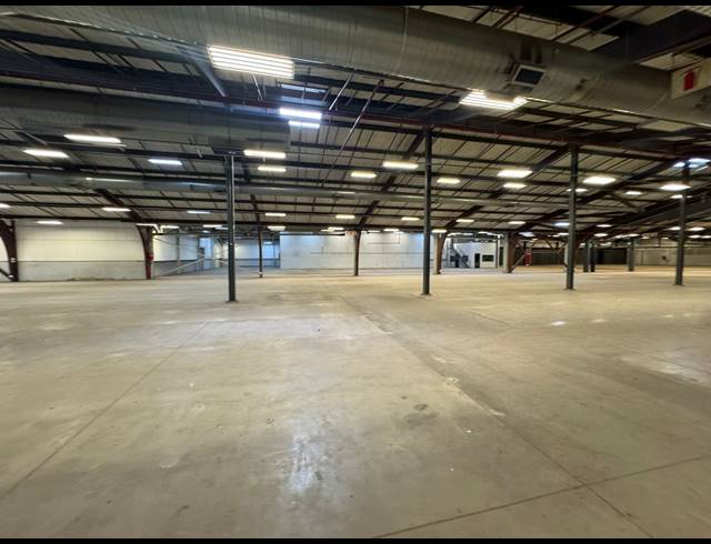 6,873M² WAREHOUSE TO LET IN HERMANSTAD